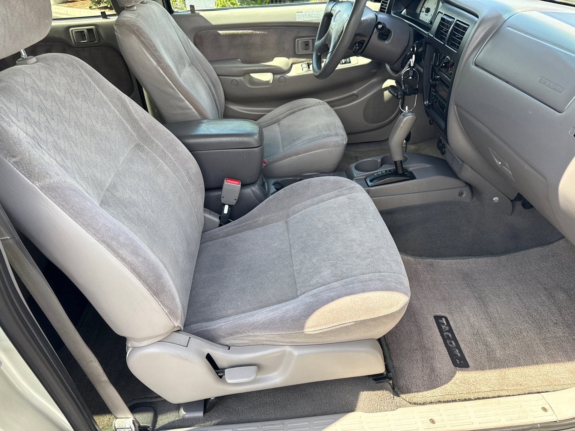 Used 2004 Toyota Tacoma PreRunner image 14