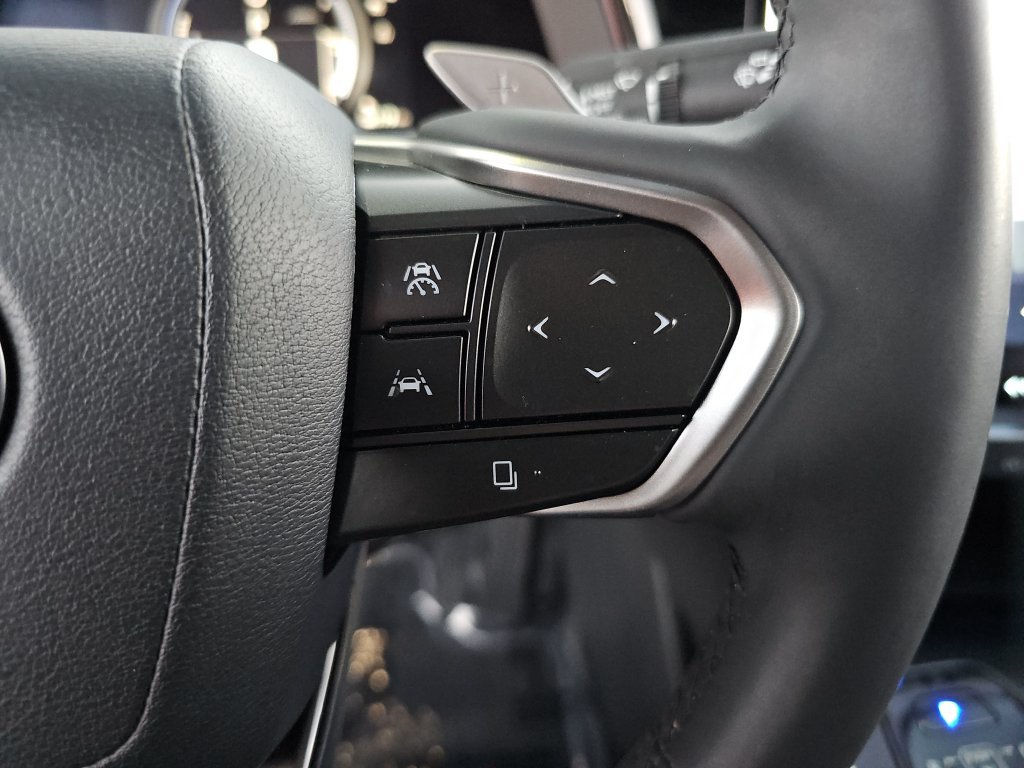 Used 2024 Lexus RZ 300e Premium w/ Technology Package FWD image 12