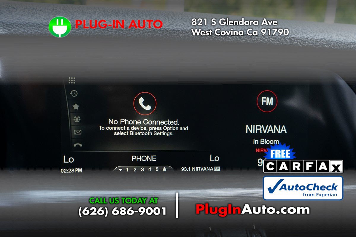 Used 2018 Alfa Romeo Stelvio AWD image 27