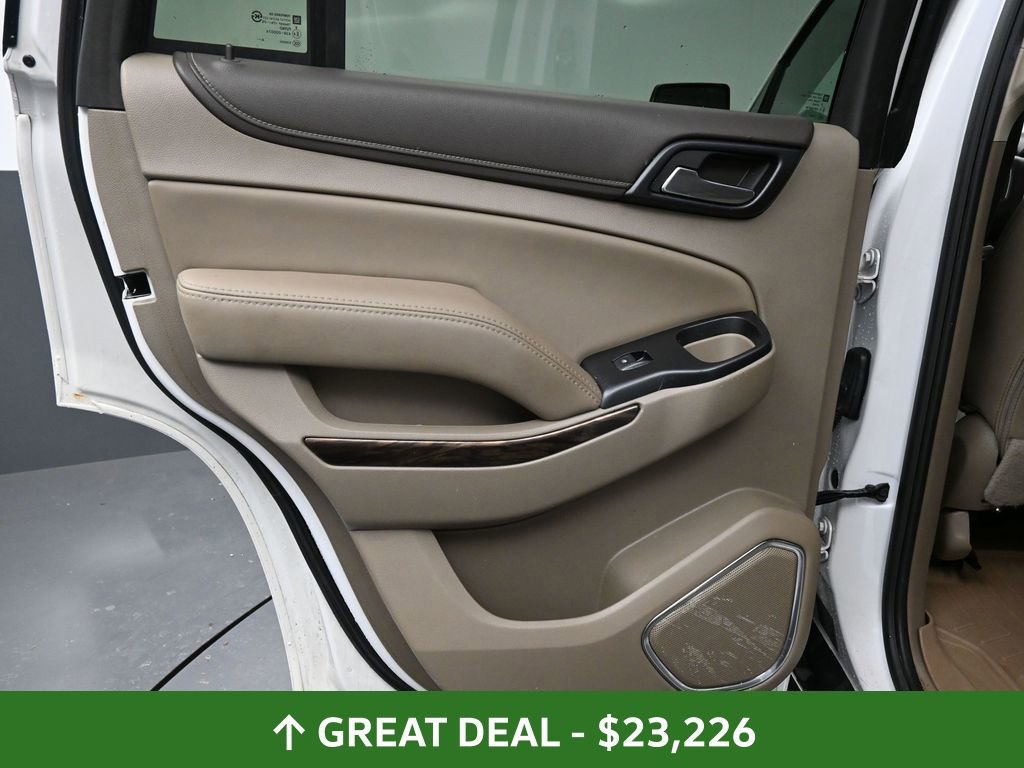 Used 2017 GMC Yukon SLT w/ Premium Edition image 30