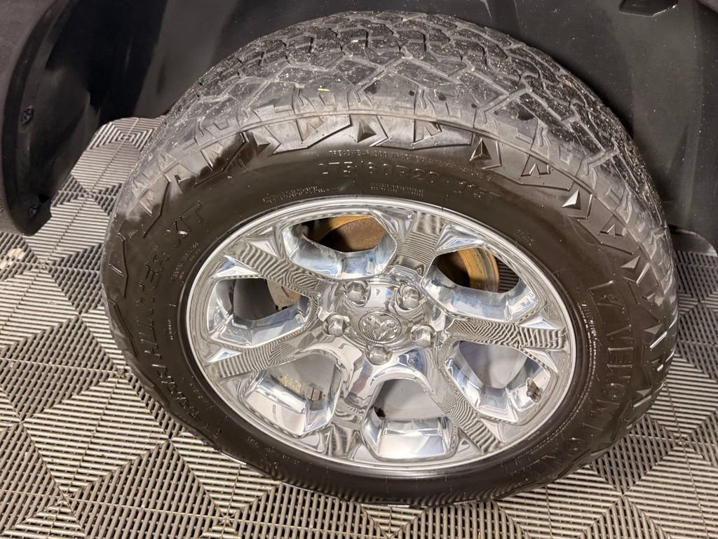 Used 2015 RAM 1500 Laramie w/ Convenience Group AWD/4WD image 18
