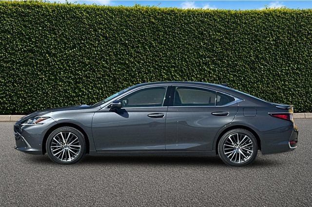 Used 2025 Lexus ES 300h w/ Premium Package FWD image 7