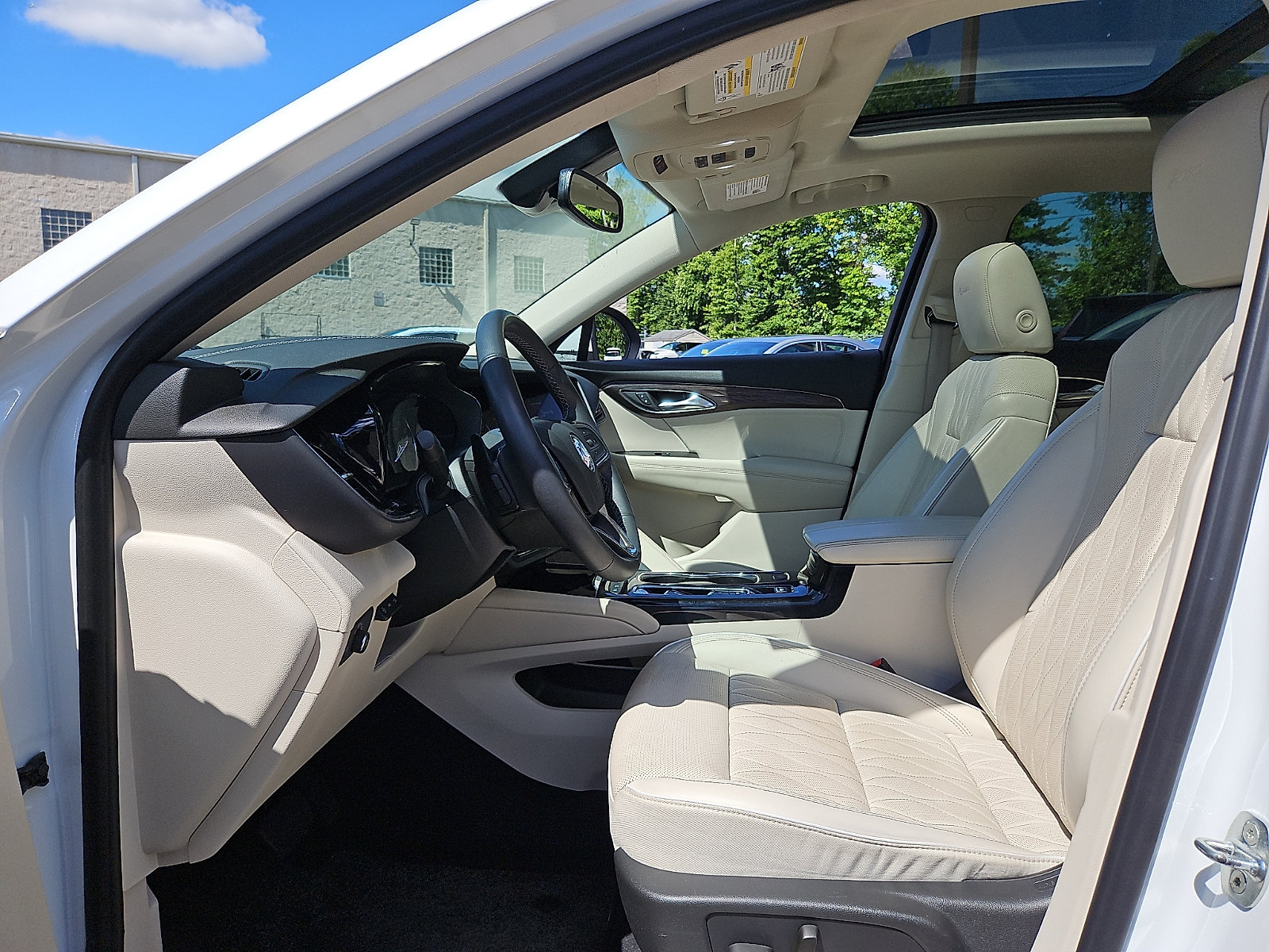 Used 2022 Buick Envision Avenir w/ Safety Package AWD/4WD image 13