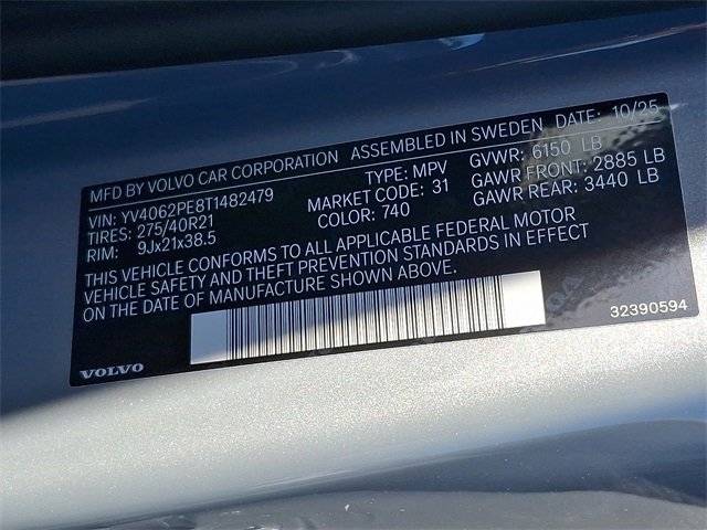 New 2026 Volvo XC40 B5 Ultra w/ Climate Package image 12