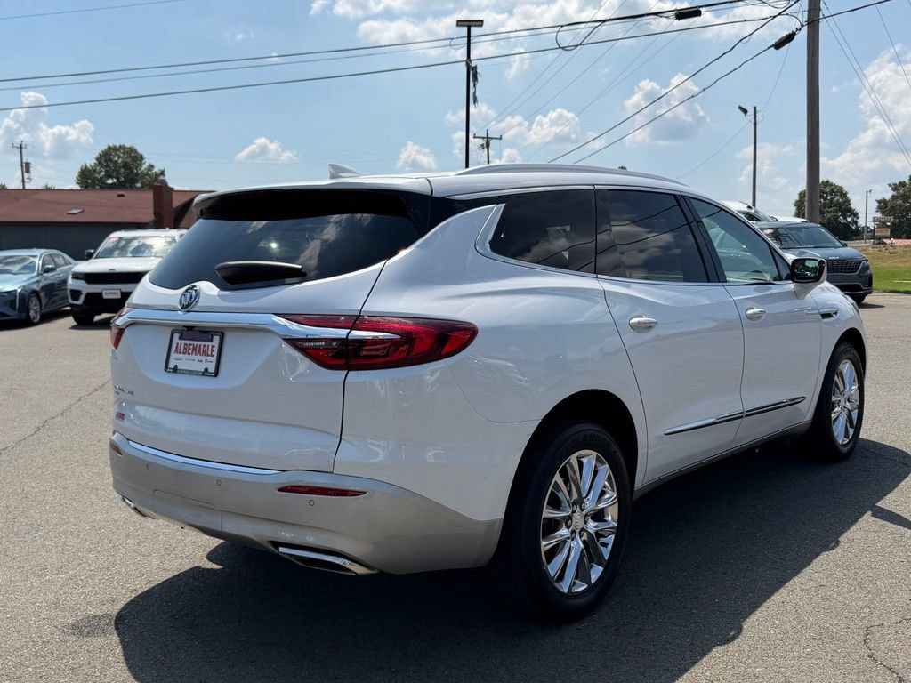 Used 2021 Buick Enclave Premium w/ Sun and Sites Package AWD/4WD image 3