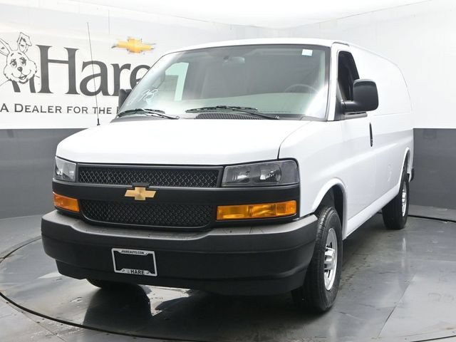 New 2026 Chevrolet Express 2500 w/ Driver Convenience Package RWD image 29