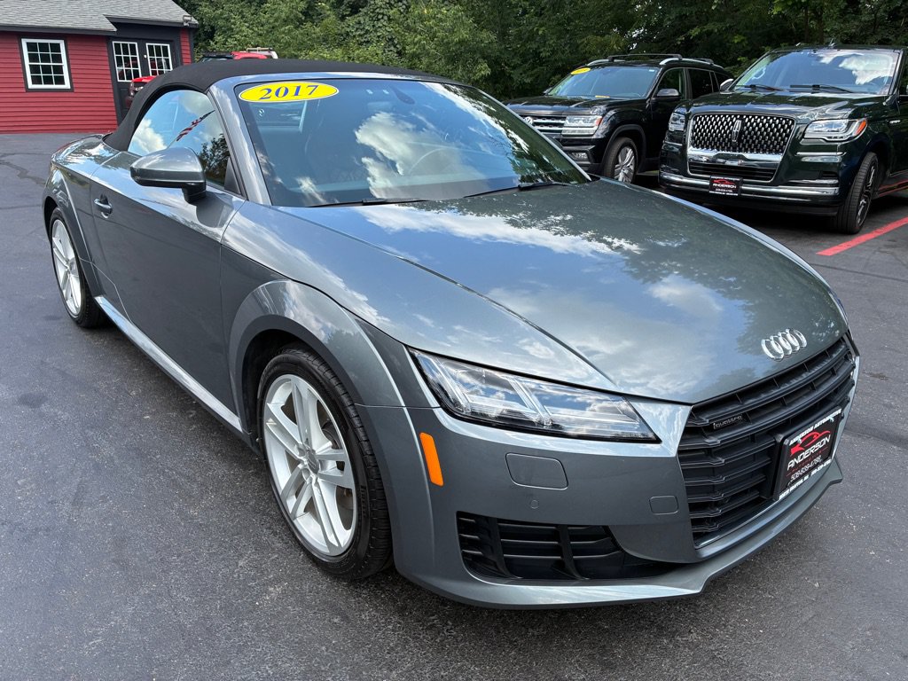 Used 2017 Audi TT 2.0T AWD/4WD image 5