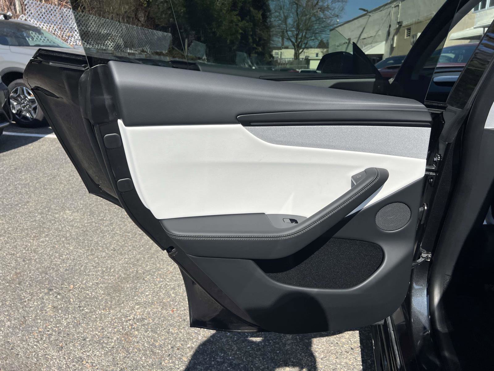 Used 2026 Tesla Model Y 2WD image 16