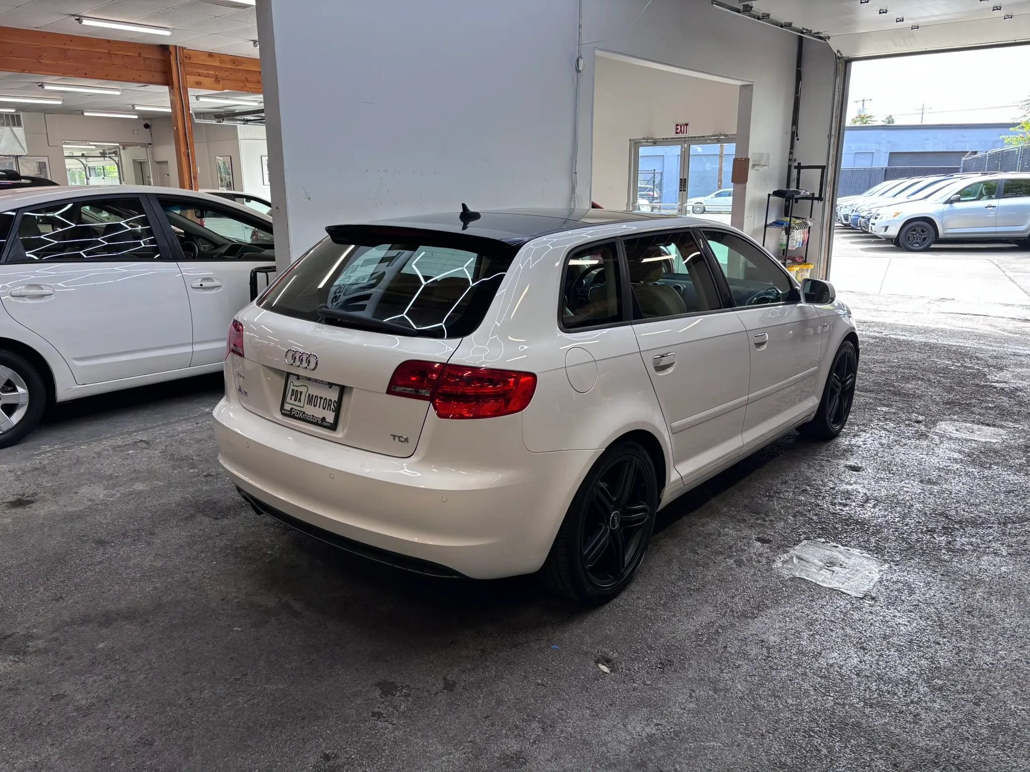 Used 2011 Audi A3 TDI Premium Plus FWD image 8