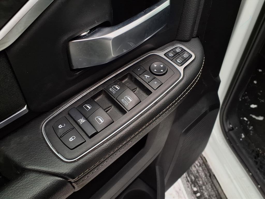 Used 2024 RAM 2500 Big Horn w/ Bed Utility Group image 9