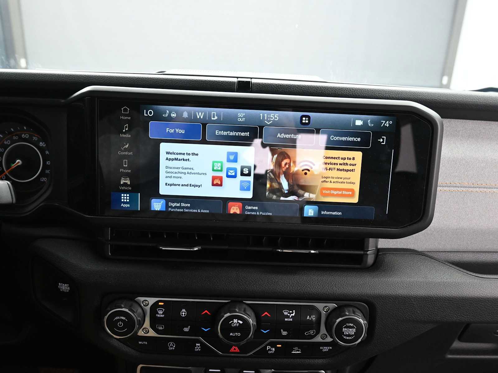 Used 2025 Jeep Wrangler Sport image 25