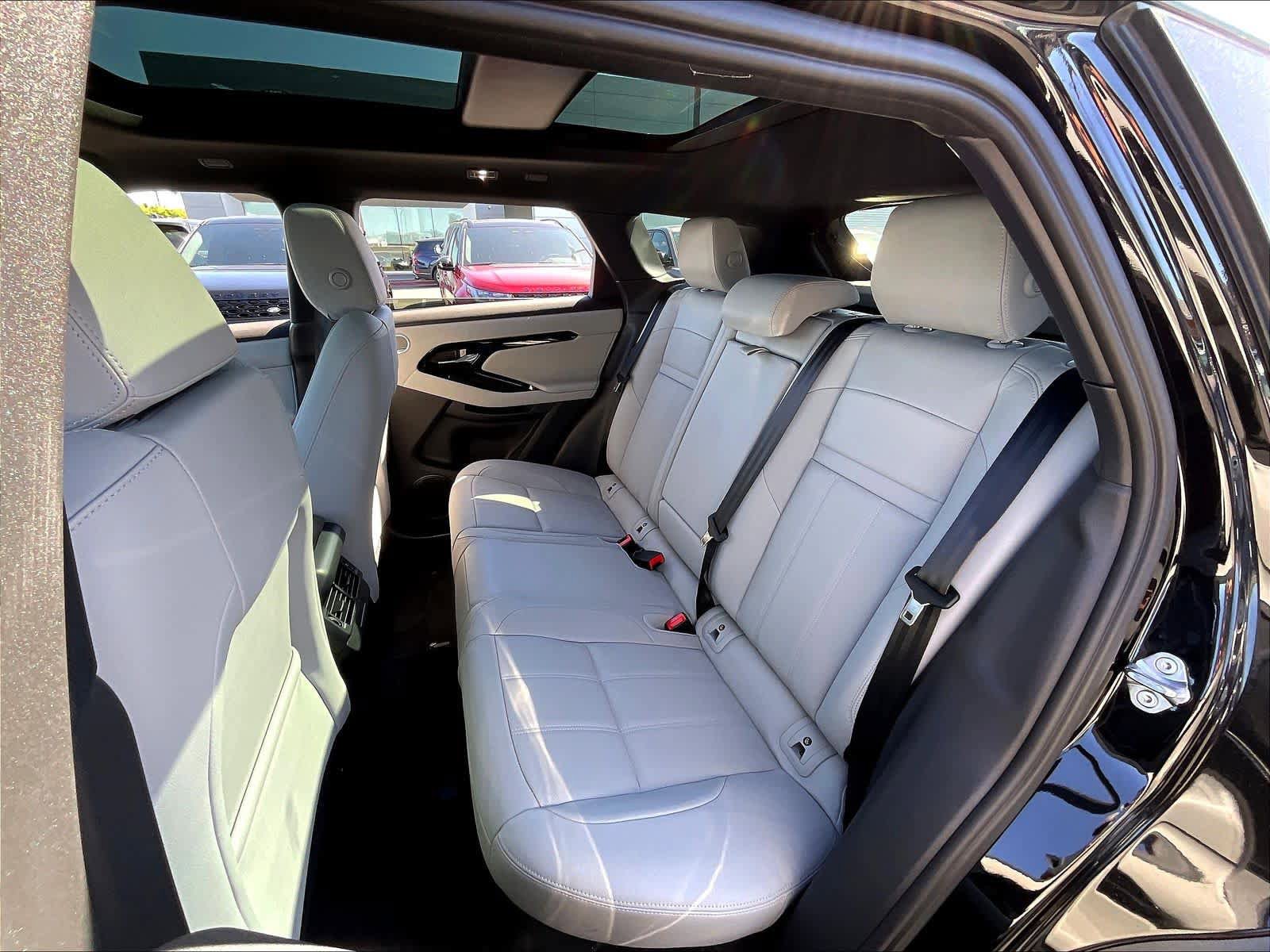 New 2026 Land Rover Range Rover Evoque S AWD/4WD image 12