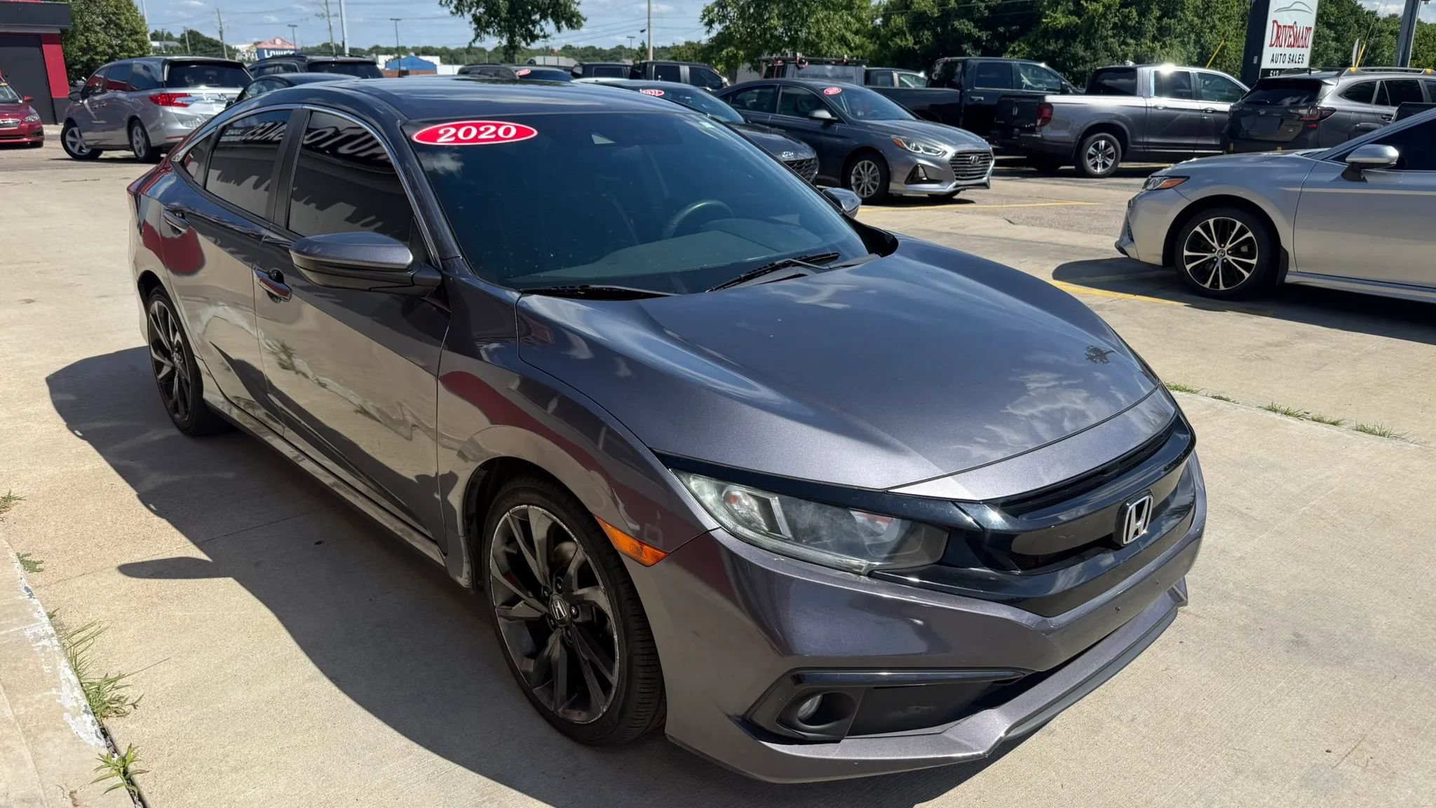 Used 2020 Honda Civic Sport image 2