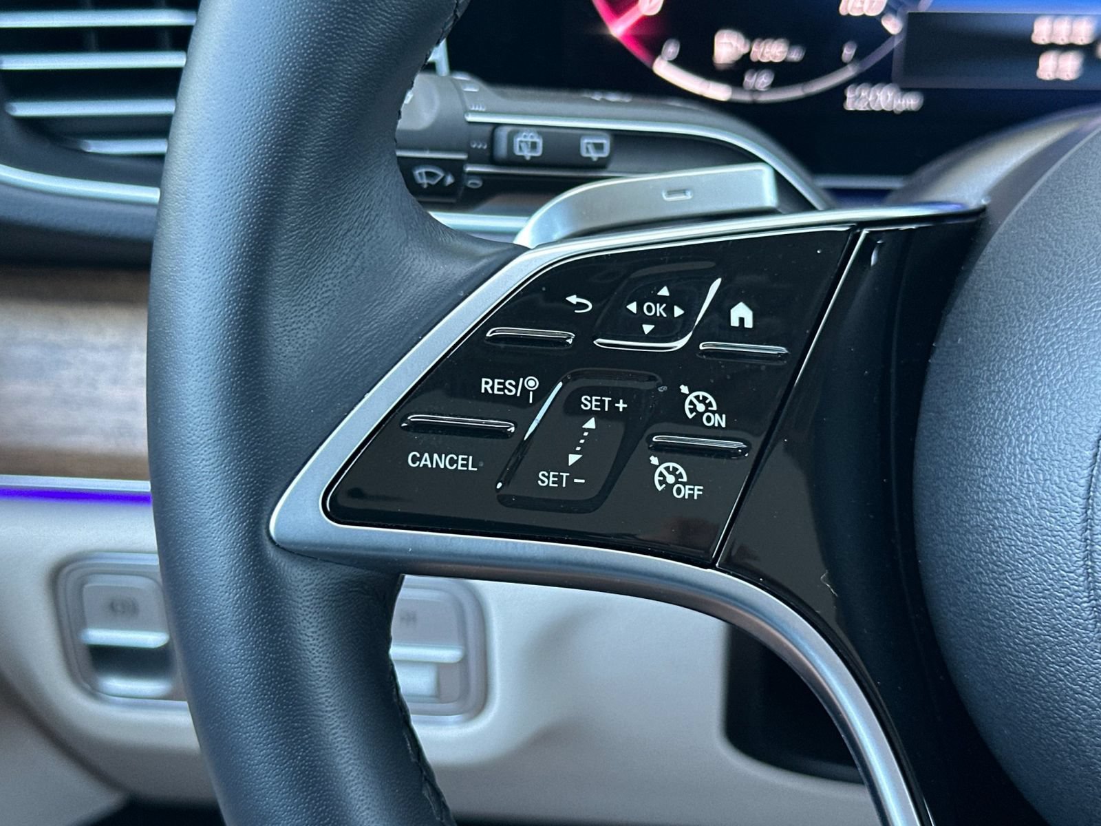 Certified 2026 Mercedes-Benz GLE 350 4MATIC image 28