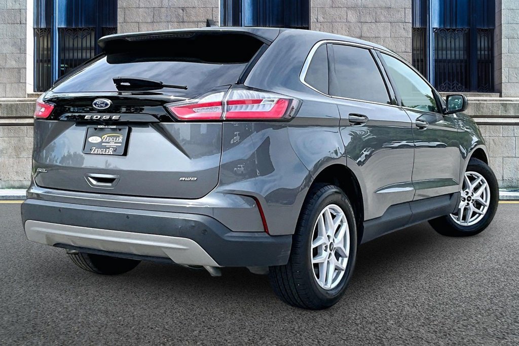 Certified 2024 Ford Edge SEL w/ Convenience Package AWD/4WD image 11