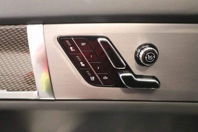 New 2026 Cadillac Vistiq Sport image 9