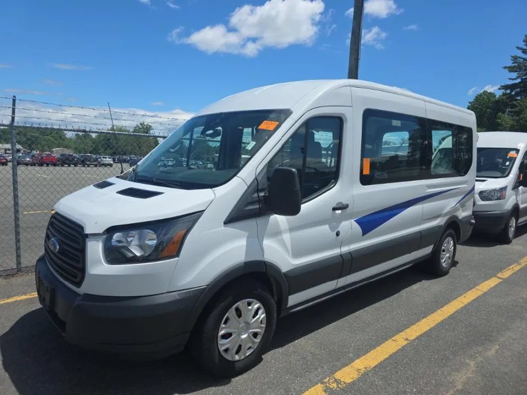 Used 2018 Ford Transit 350 XL RWD image 2