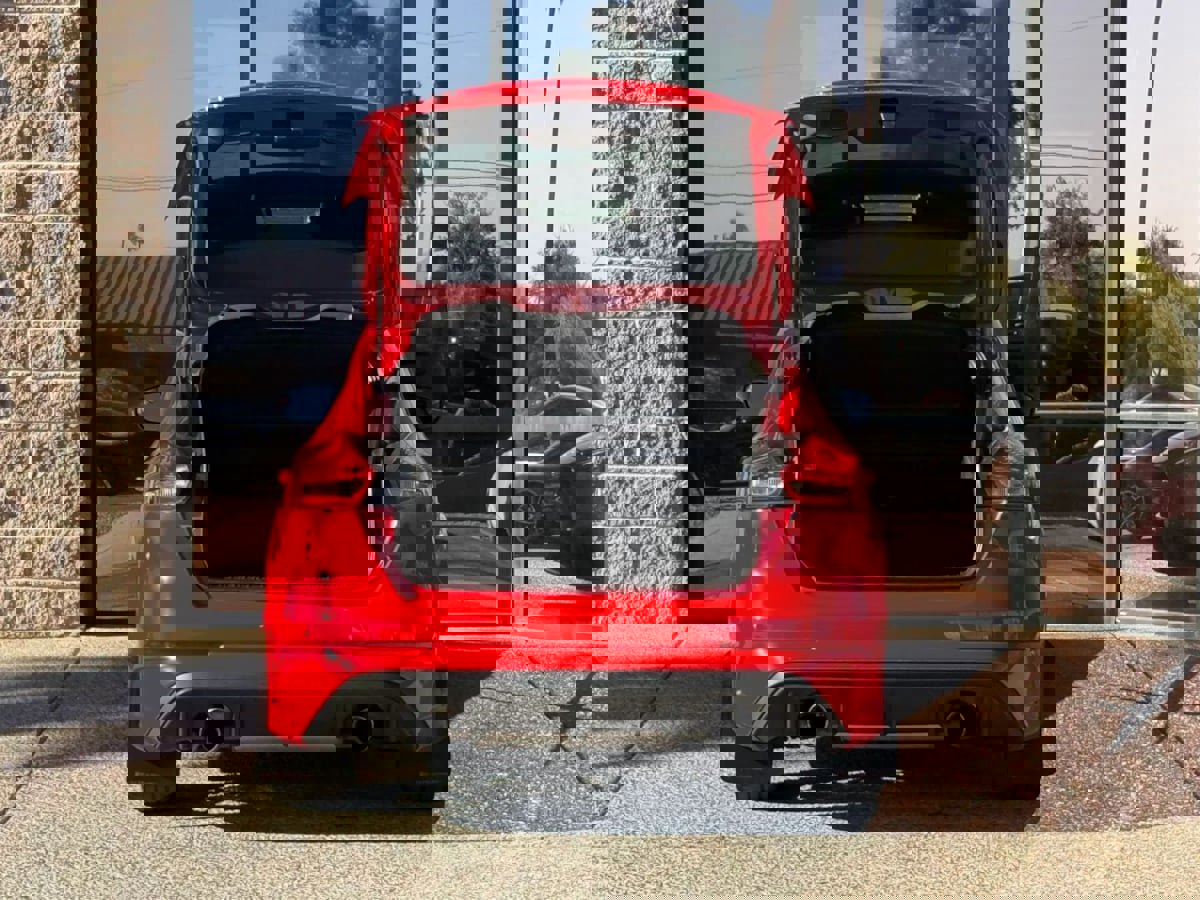 Used 2018 Ford Focus RS AWD/4WD image 30