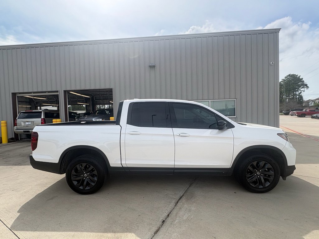 Certified 2023 Honda Ridgeline Sport image 9
