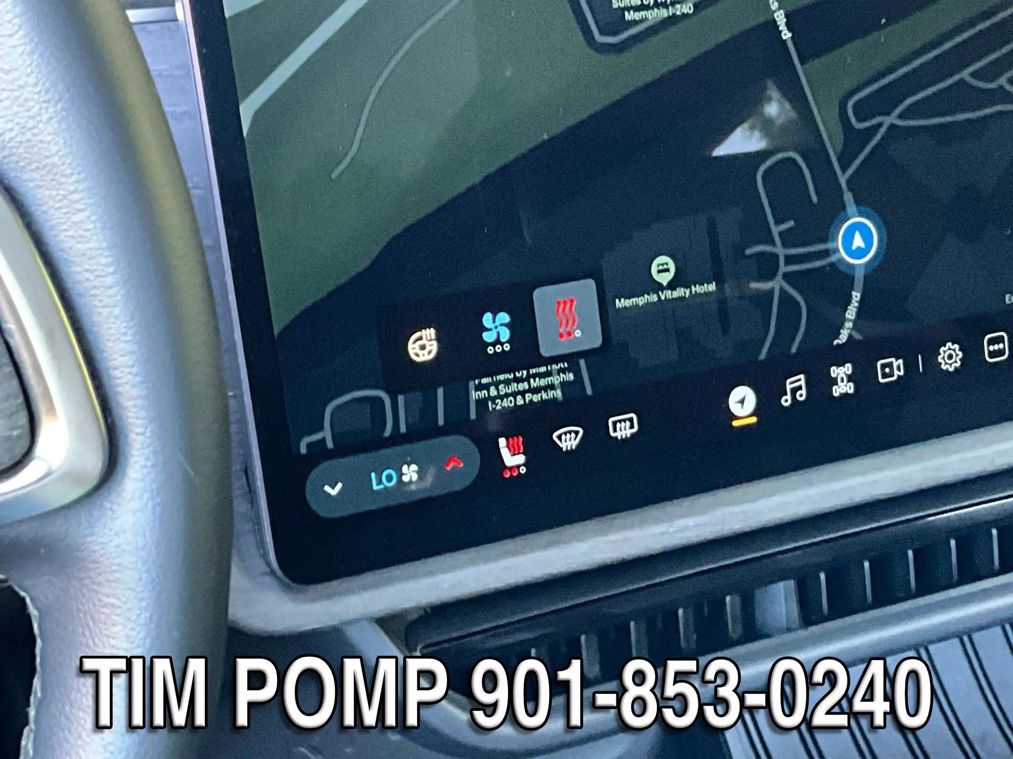 Used 2023 Rivian R1S Adventure AWD/4WD image 28