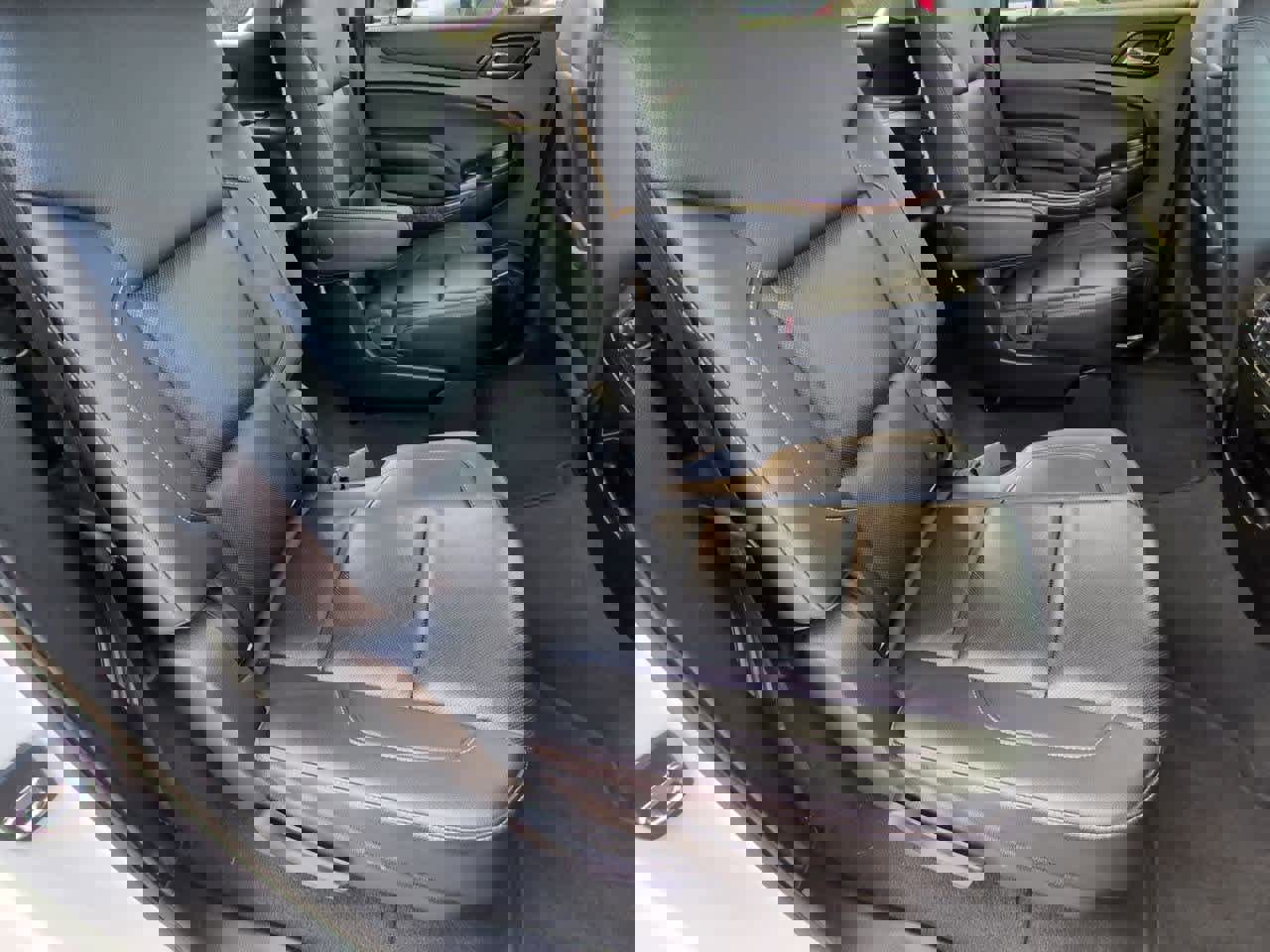 Used 2019 Chevrolet Suburban Premier image 21