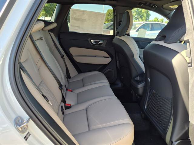 New 2027 Volvo XC60 B5 Plus AWD/4WD image 13