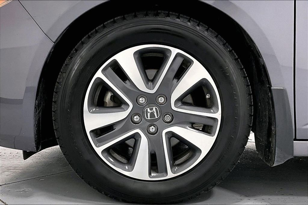 Used 2016 Honda Odyssey Touring image 11