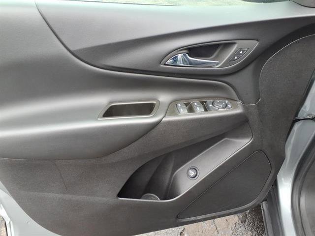 Certified 2024 Chevrolet Equinox LT w/ LPO, Floor Liner Package image 11