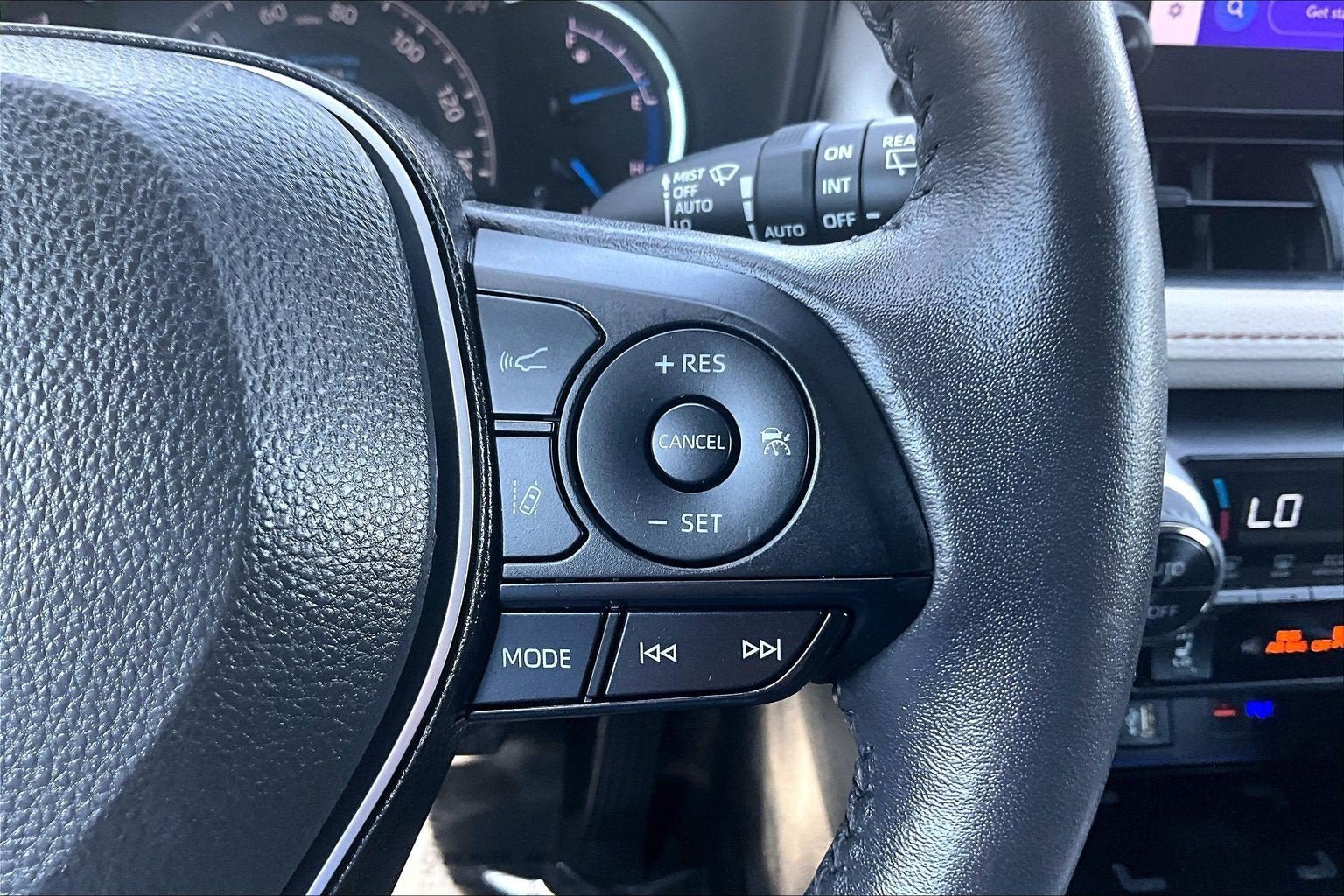 Used 2024 Toyota RAV4 XLE w/ Weather Package AWD/4WD image 18