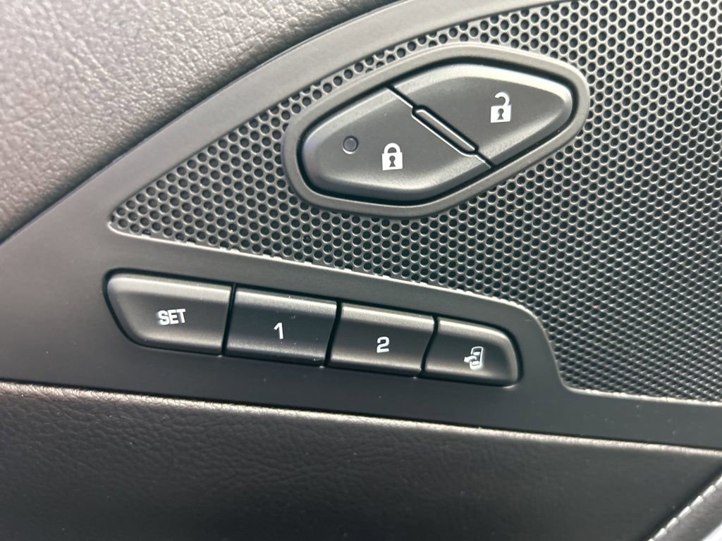 Used 2015 Chevrolet Corvette Stingray Coupe w/ 2LT Preferred Equipment Group image 25