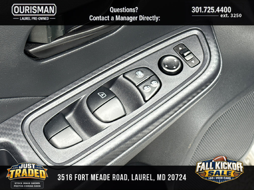 Used 2024 Nissan Versa S w/ S Plus Package FWD image 8