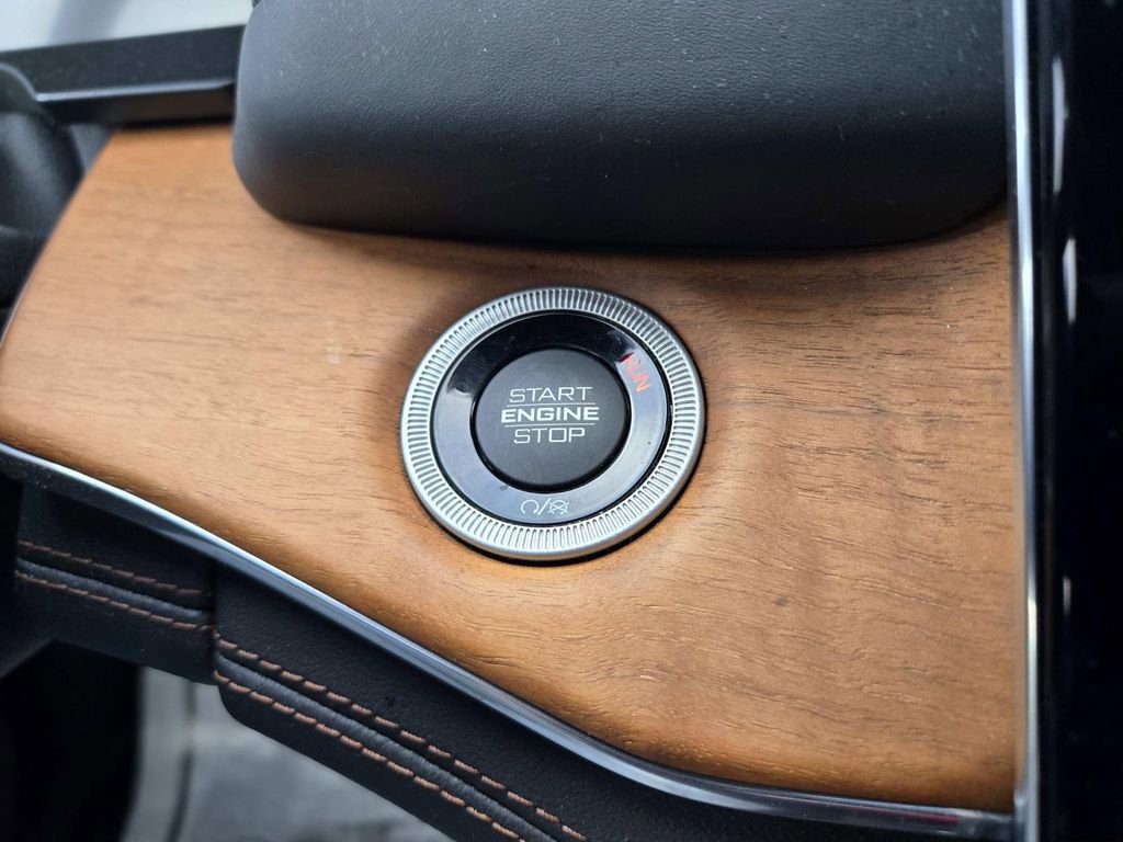 Used 2022 Jeep Grand Cherokee Summit image 36