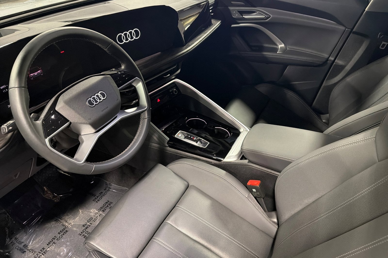 Used 2025 Audi Q5 Premium Plus w/ Premium Plus image 9