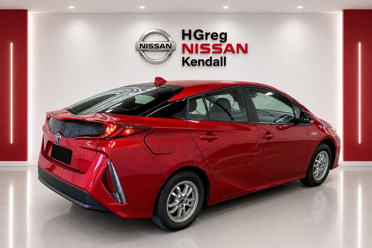 Used 2022 Toyota Prius Prime LE FWD image 4