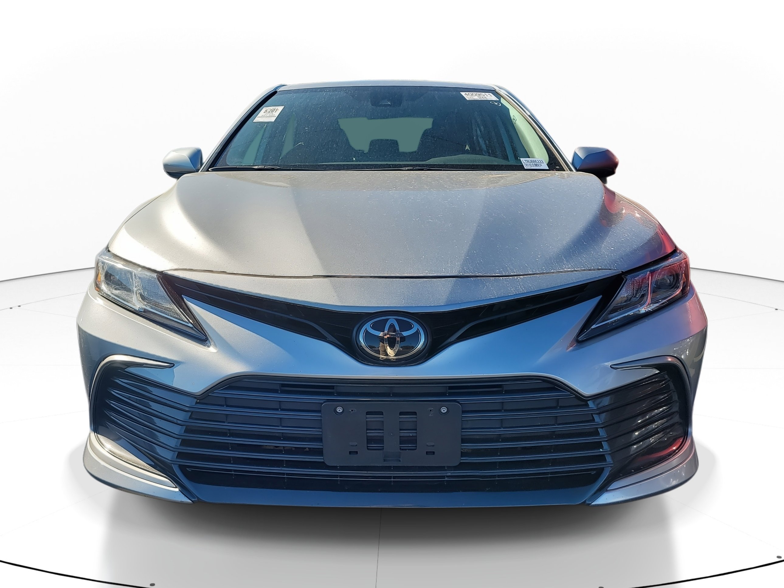 Used 2024 Toyota Camry LE image 2