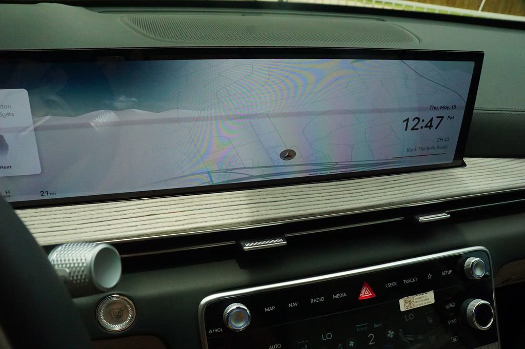 New 2025 Genesis GV80 3.5T Prestige image 8