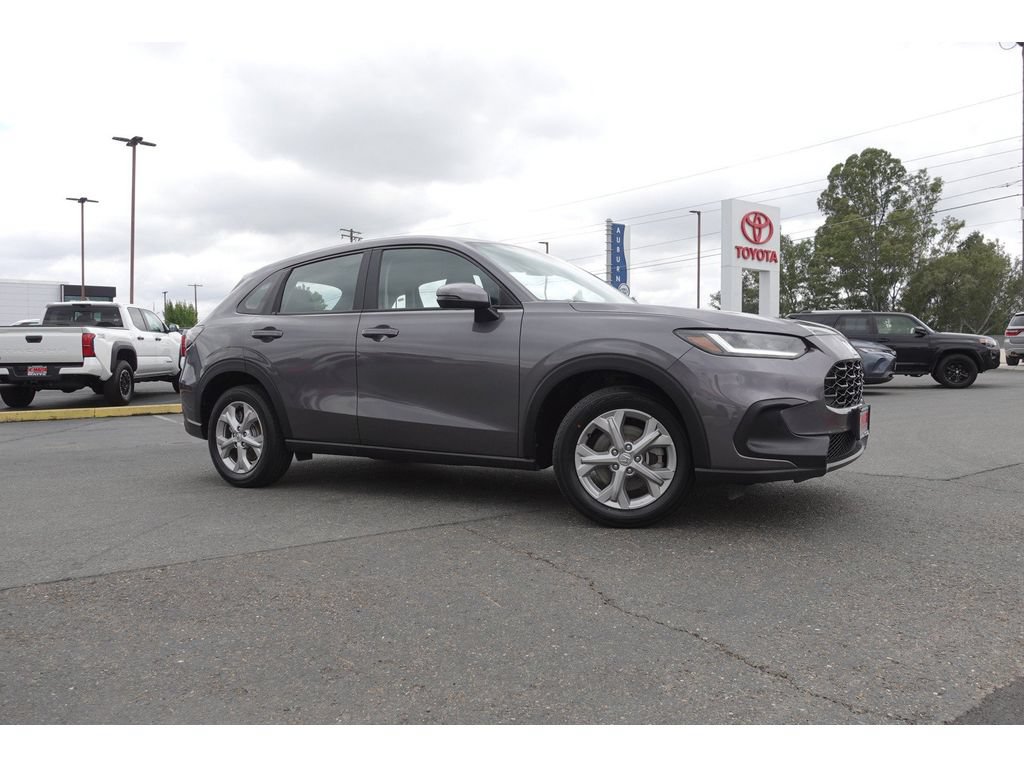 Used 2025 Honda HR-V LX image 4