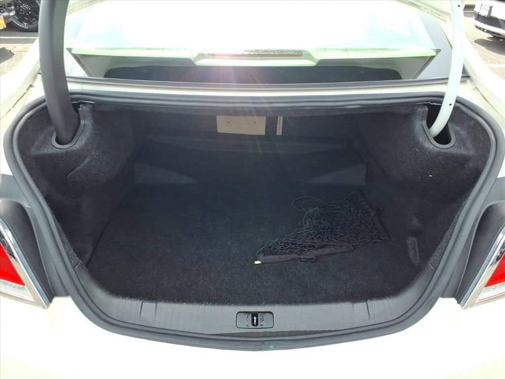 Used 2010 Buick LaCrosse CXL image 17