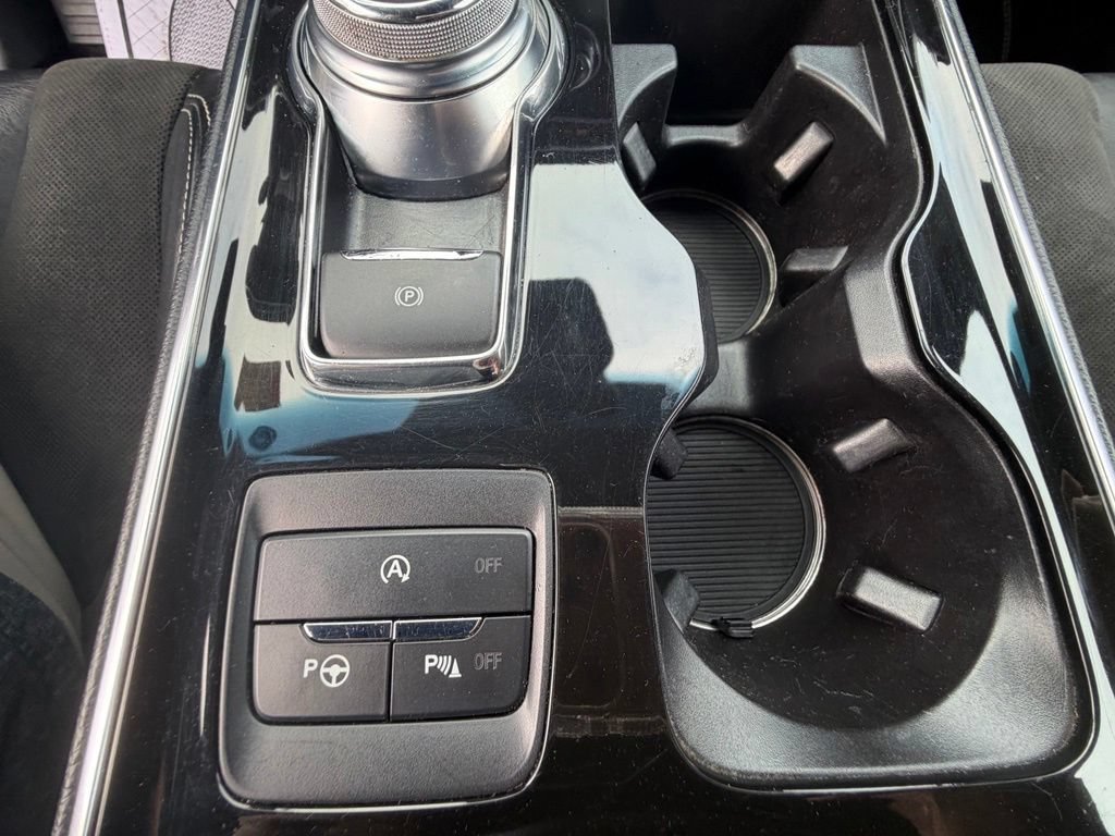 Used 2019 Ford Edge ST w/ Equipment Group 401A AWD/4WD image 33