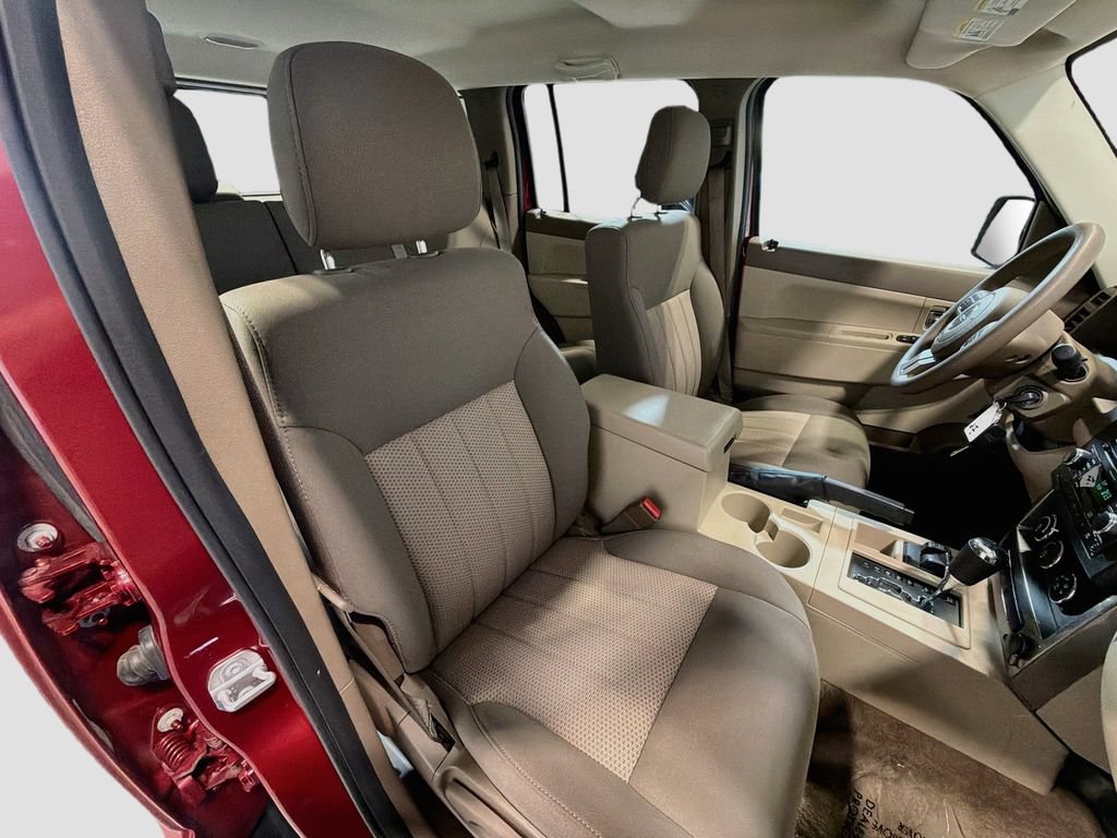 Used 2011 Jeep Liberty Sport AWD/4WD image 25