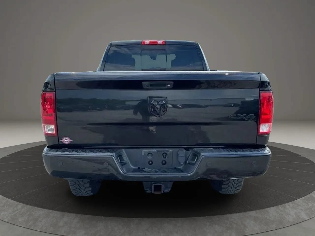 Used 2015 RAM 3500 Big Horn w/ Black Appearance Group AWD/4WD image 9