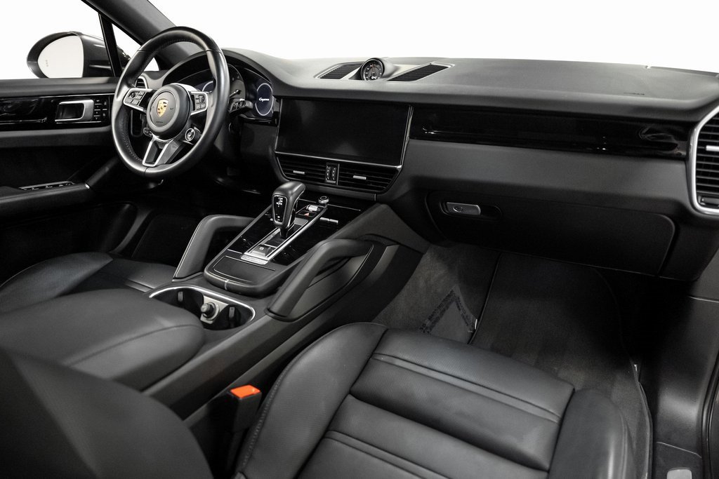 Used 2021 Porsche Cayenne Coupe image 53