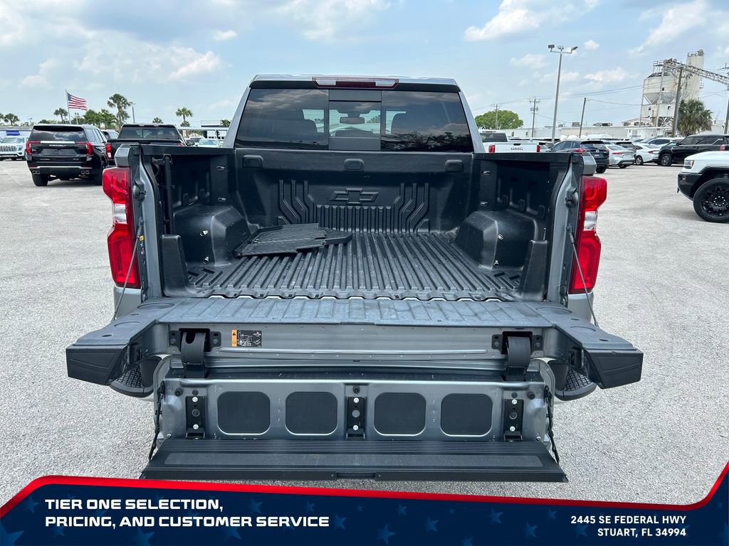 Used 2021 Chevrolet Silverado 1500 LTZ w/ LTZ Premium Package AWD/4WD image 10