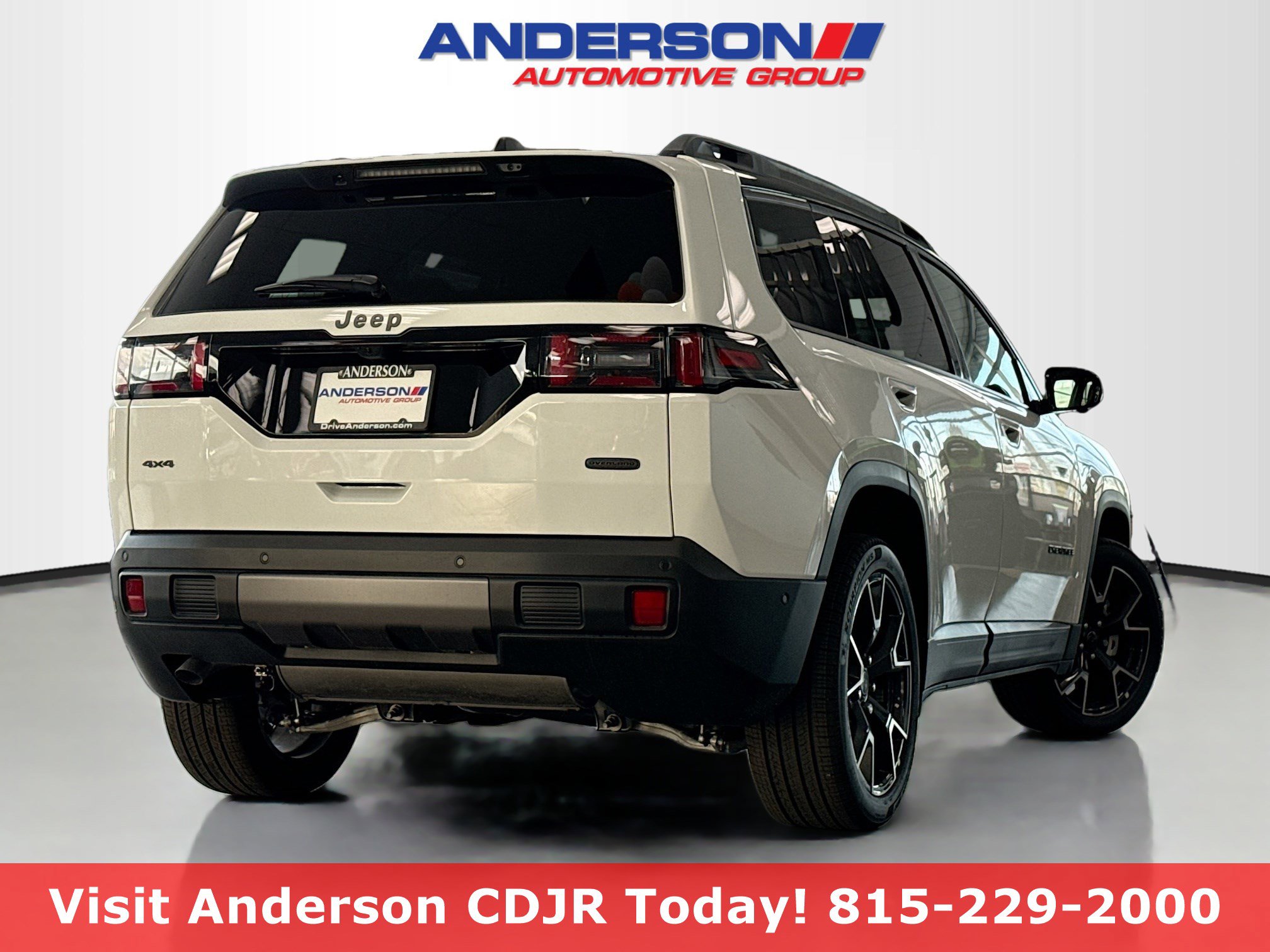 New 2026 Jeep Cherokee Overland w/ Trailer Tow Group image 2