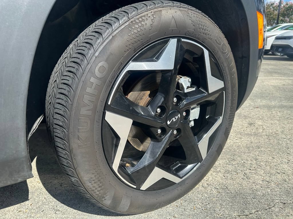 Used 2025 Kia Seltos S FWD image 33
