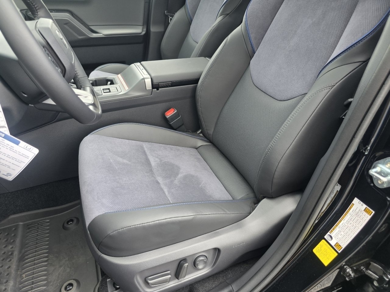 New 2026 Toyota RAV4 XSE AWD/4WD image 26