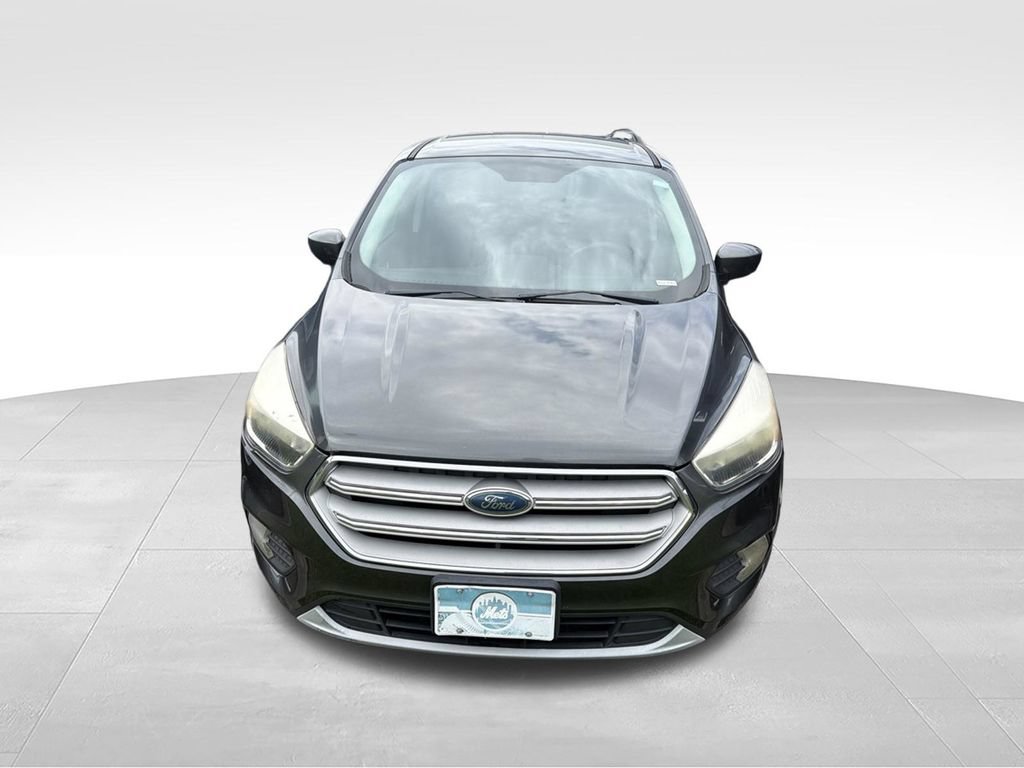 Used 2019 Ford Escape SE FWD image 1