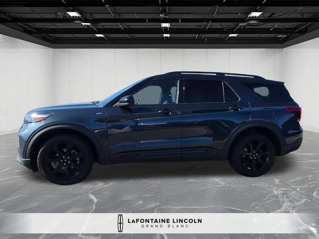 Used 2023 Ford Explorer ST-Line w/ Class IV Trailer Tow Package AWD/4WD image 2