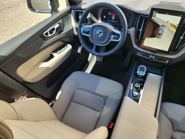 New 2026 Volvo XC60 T8 Plus w/ Climate Package AWD/4WD image 10