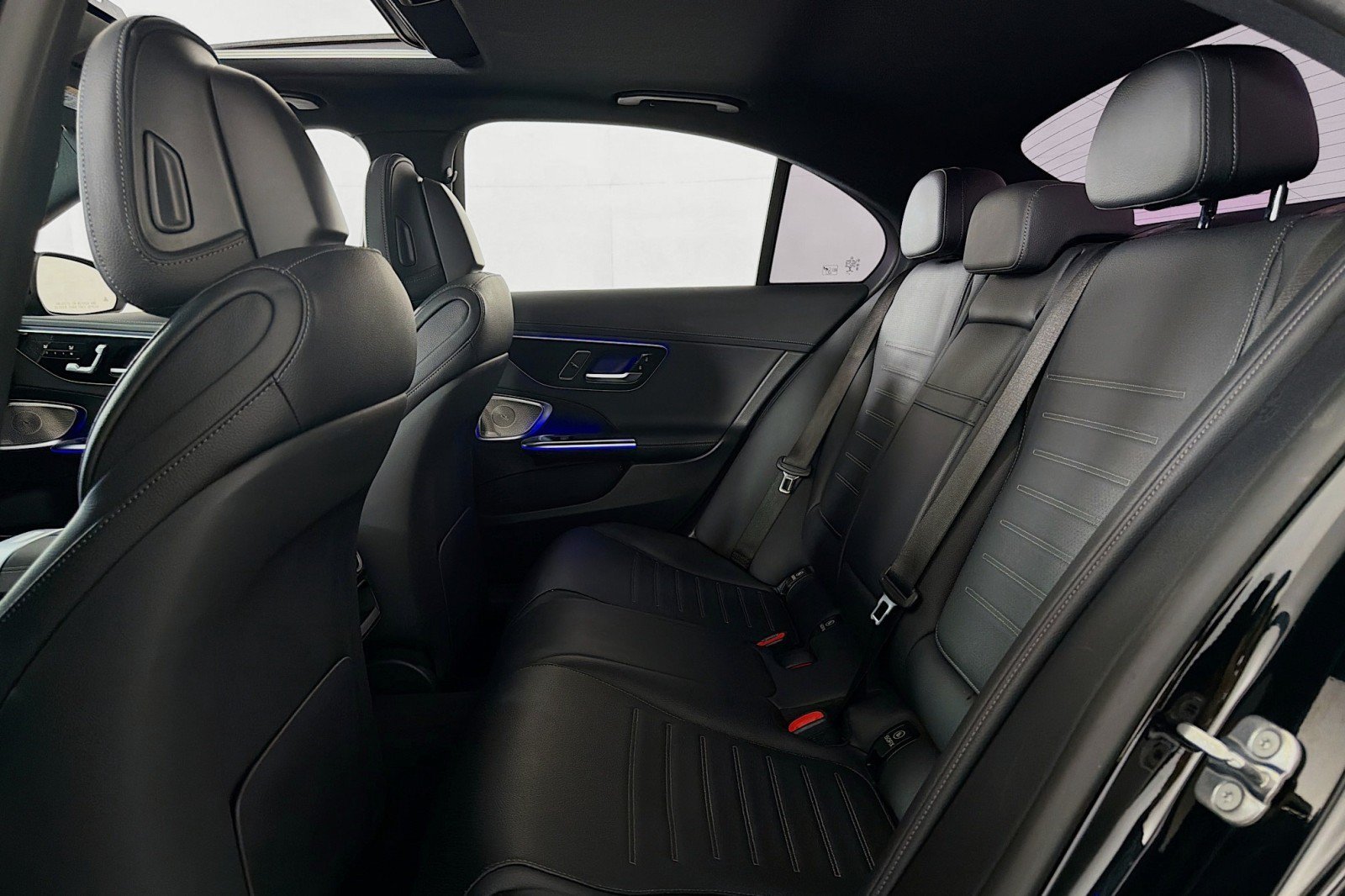Certified 2023 Mercedes-Benz C 300 Sedan image 8